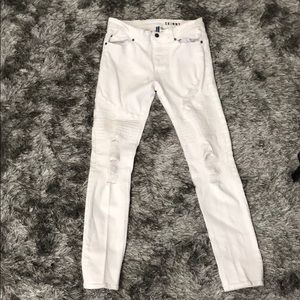 H&M white distressed skinny jeans
